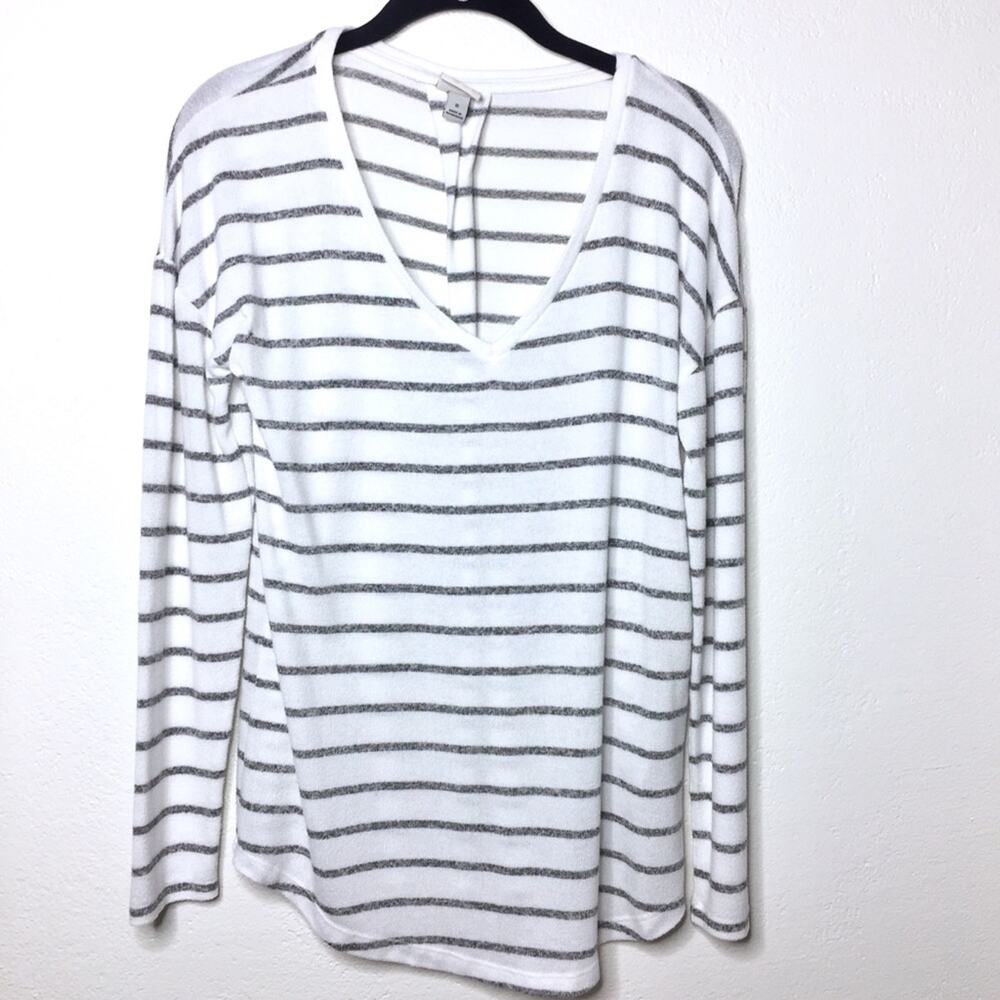 a new day Cozy Striped V-Neck Sweater Top Size Small